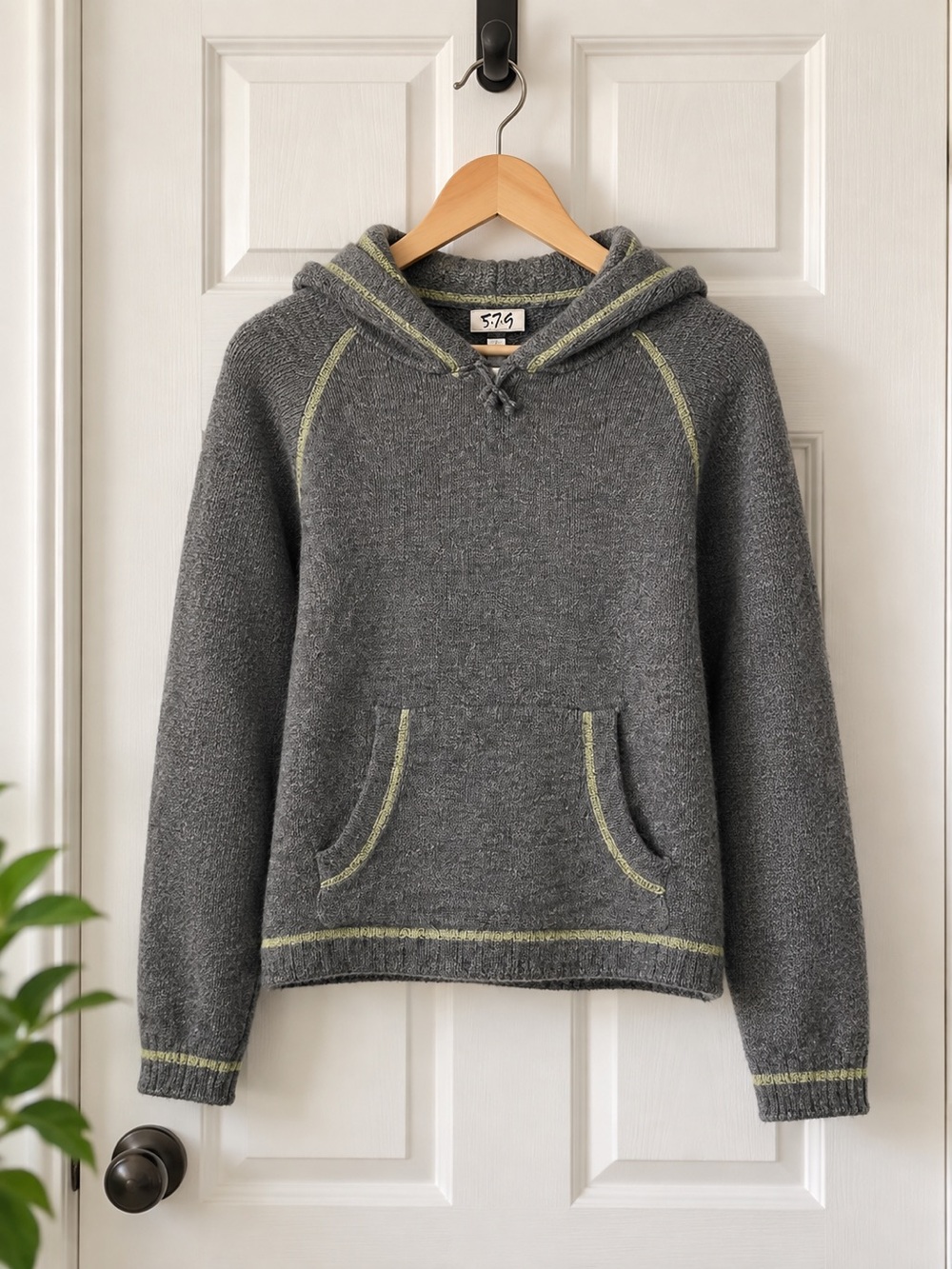 5.7.9 Gray Wool Hoodie L Neon Stitch 100% Wool